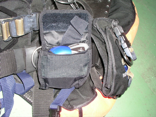 Snorkel in trim weight pocket (for PADI regs)